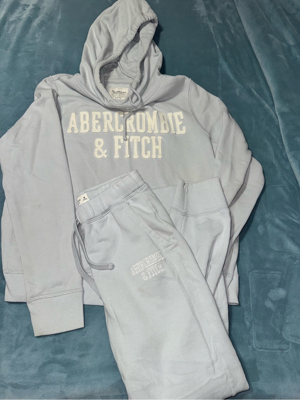 M/L Abercrombie & Fitch Light Blue Hoodie and Jogger Set